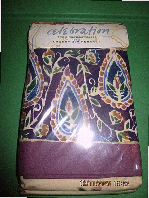 Celebration Paisley New Cotton Blend Two King Pillowcases (USA)