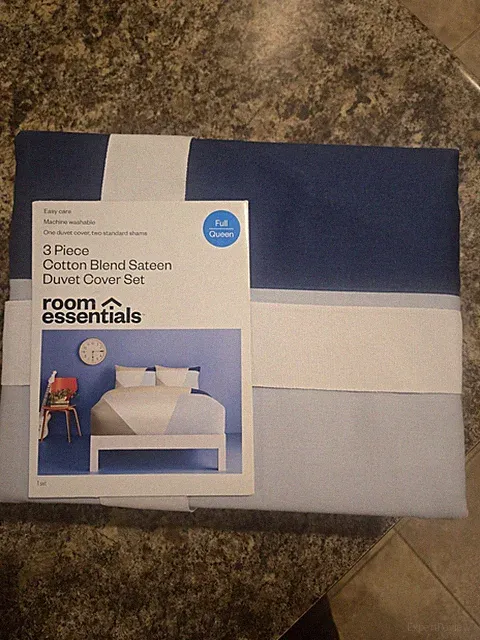 Navy blue cotton blend sateen duvet cover set