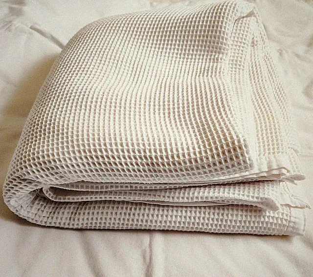 Waffle Blanket King w Trim Fluffy Vintage Easy Care Cotton Blend 110x98" ~ READ